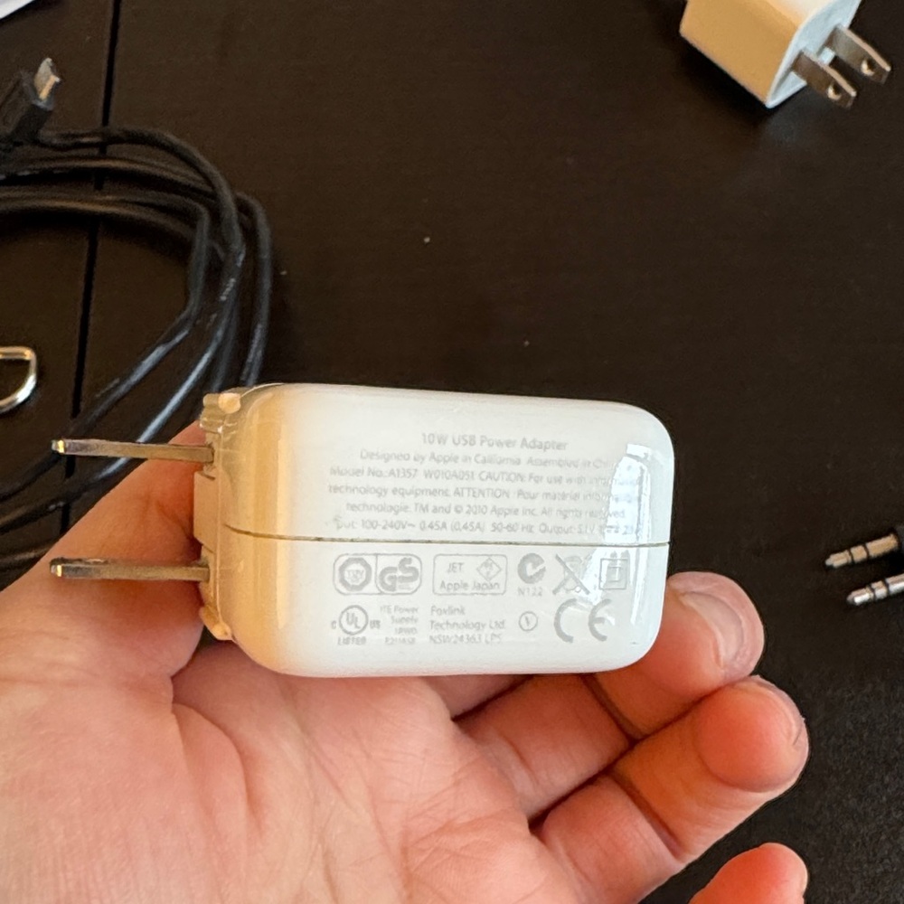 Multiples Charging Cable Collection - Picture 4 of 15